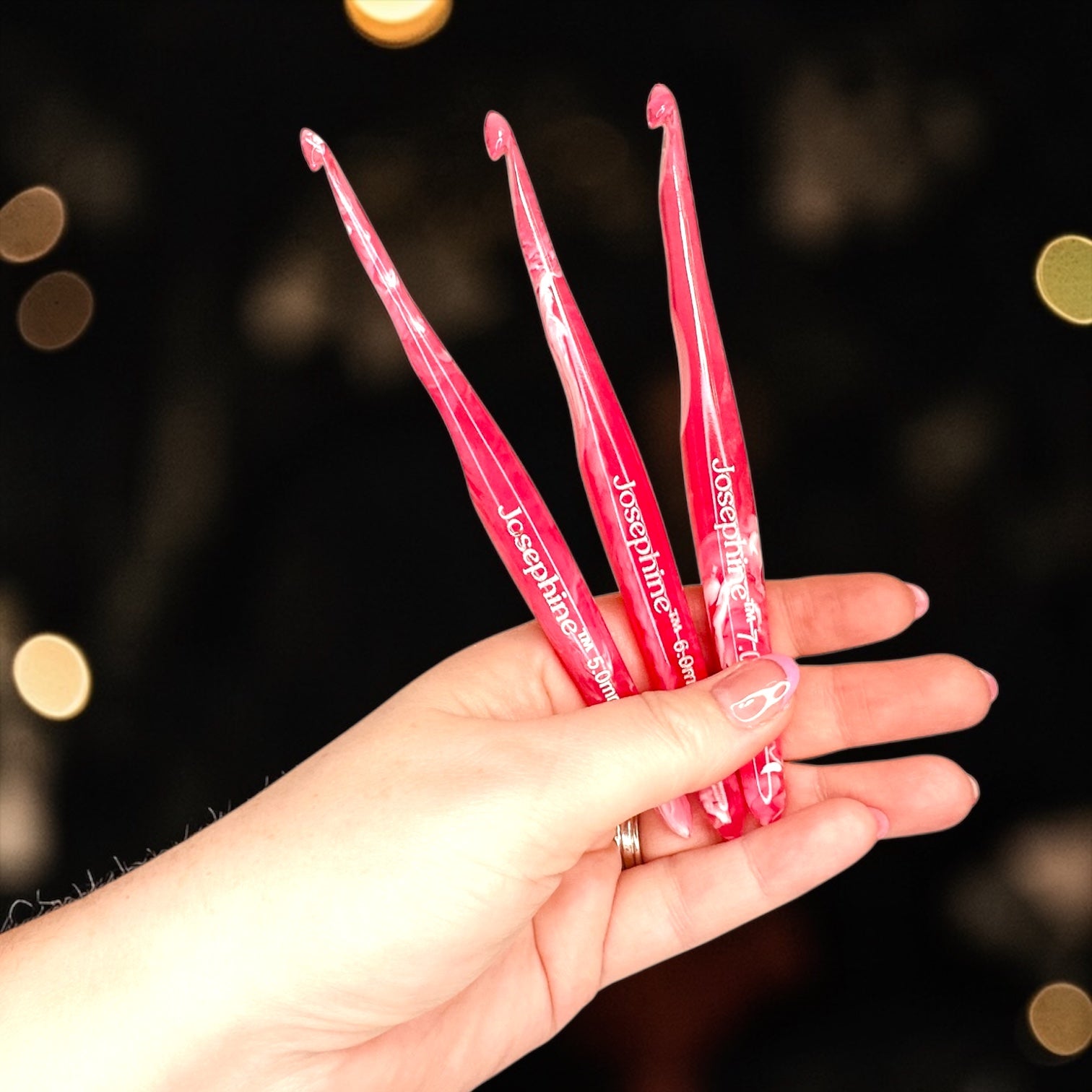 Josephine™ Ergonomic Crochet Hook Set | 7-Piece Set
