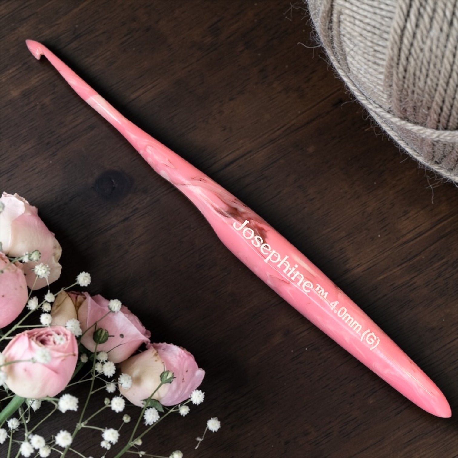 グク ユニバ ラキドロ Josephine™ Signature Hybrid Rosetta Nebula Crochet Hooks