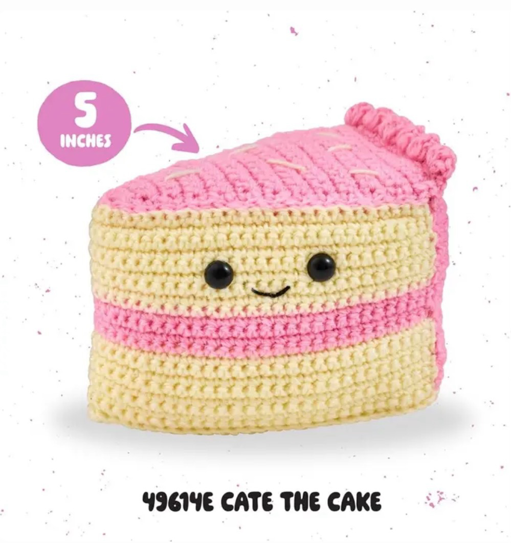 Cate the Cake Amigurumi Crochet Kit
